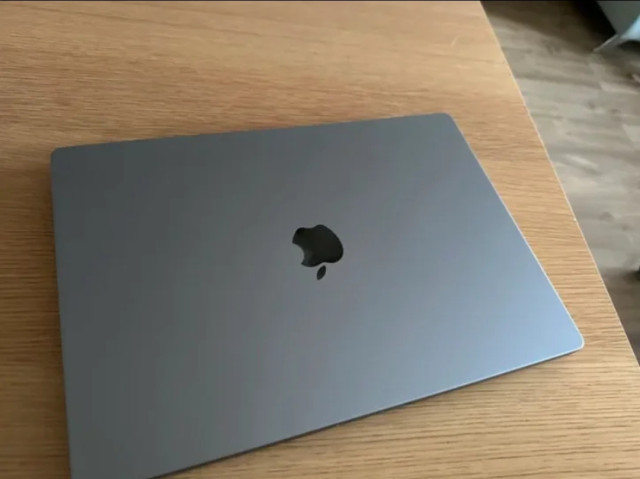 Macbook M1 Pro 16 - 4TB - 32GB