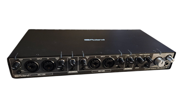 Roland rubix44
