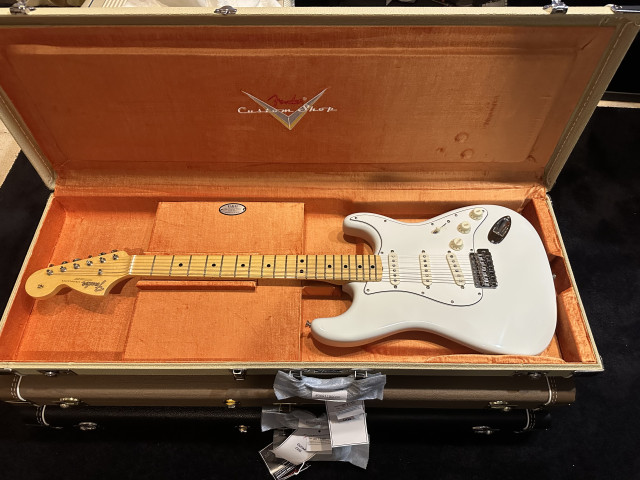 Vendo Fender, Custom Jimi Hendrix,voodoo