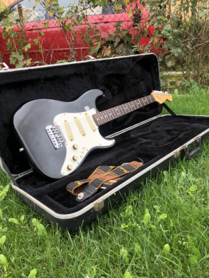 Fender Stratocaster Elite 1983 ORIGINAL