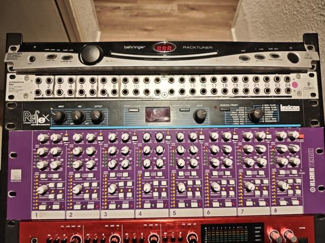 Klark Teknik SQ1D