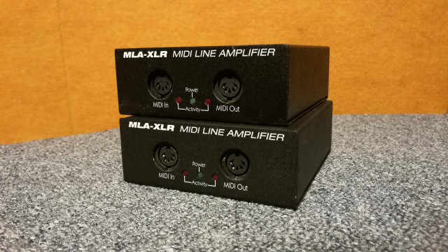 Amplificador de línea MIDI