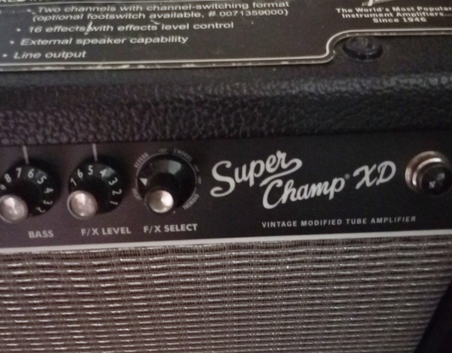 Amplificador Fender Super Champ XD