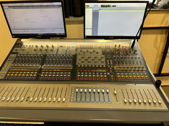 Digidesign Profile - Allen Heath GLD 80