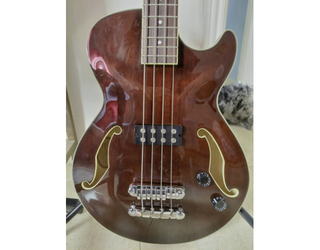 Ibanez Artcore 140