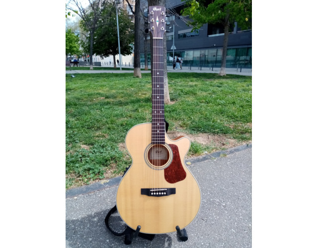 Cort L100F Electroacústica con tapa maciza de abeto y previo fishman