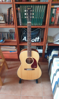 Gibson LG-2 50s