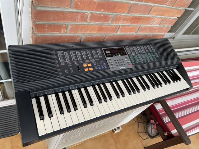 Teclado Casio CTK-650