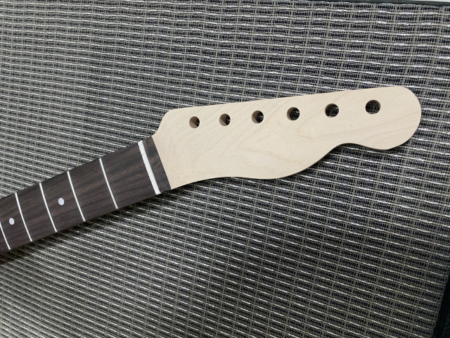 Cuello Telecaster / 21 frets