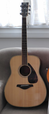 Guitarra acústica Yamaha FG730S