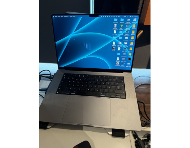 MacBook Pro 16' M1 Max 64Gb