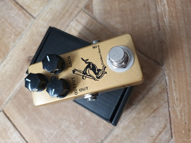 Lote de dos pedales un klon y una reverb