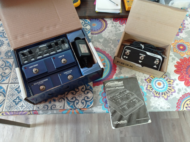 Digitech jamman stereo+footswitch