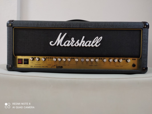 Marshall 6100 LM 30th Anniversary, por Guitarra con puente Evertune o Floyd Original.