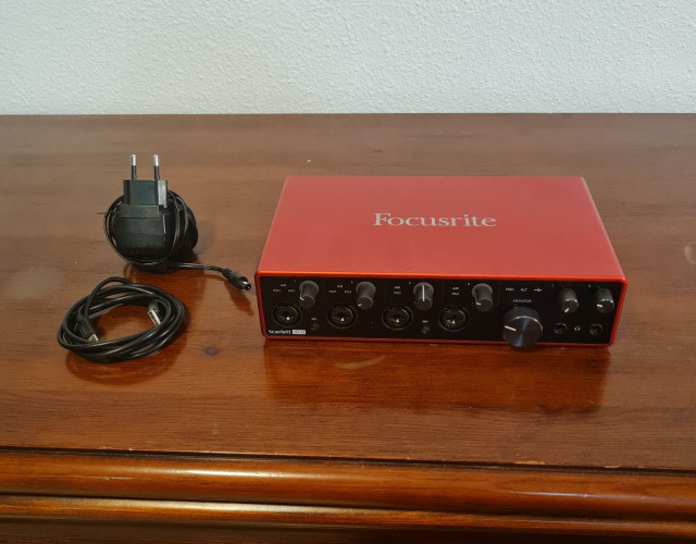 Tarjeta de sonido Focusrite 18i8 3rd Gen