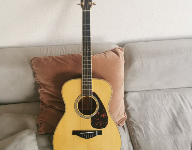 Yamaha LS16M ARE Natural (electroacústica)