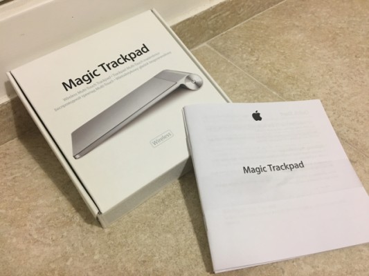 Caja Magic Trackpad Apple