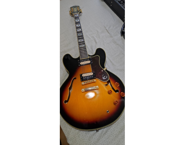 Epiphone Seraton II (modificada) + estuche original Epiphone