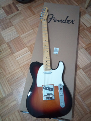 Vendo guitarra eléctrica Fender Player Series Telecaster MN 3TS MIM