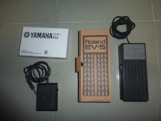 Pack: Pedal de expresión Roland EV-5 y pedal de sustain Yamaha FC5