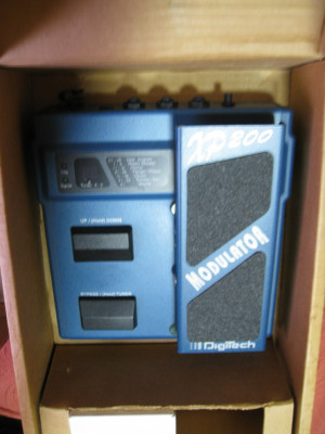 DIGITECH XP 200 Estéreo Expresión / Modulación como nuevo