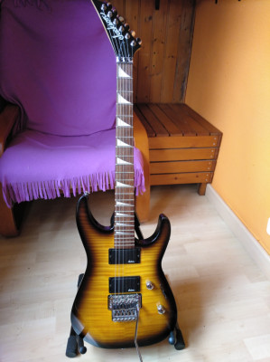 Guitarra eléctrica Jackson JS30