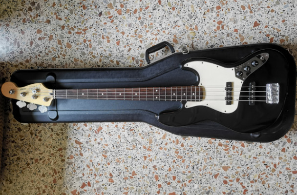 Fender jazz bass MIM 1991
