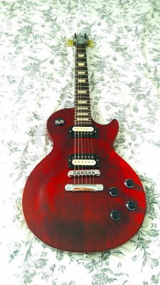 Gibson Les Paul Tribute 2013