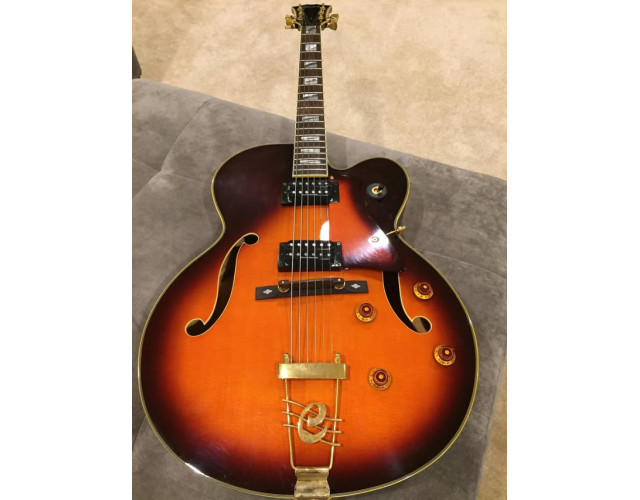 Guitarra Signature Cort, Larry Coryell, LC1