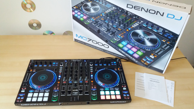 Controladora DJ DENON MC7000