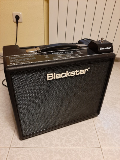 Amplificador de válvulas Blackstart Artist 10 AE