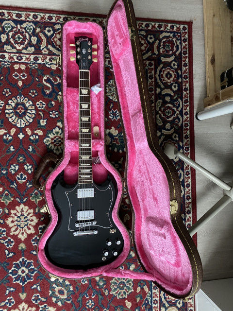 Guitarra Gibson SG Standard Ebony