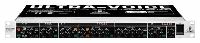 Behringer Ultravoice VX2200