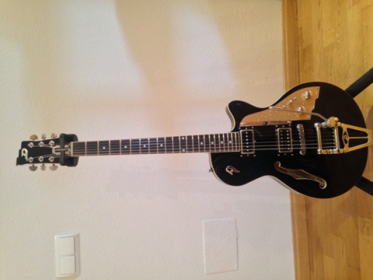 Vendo Guitarra Duesenberg Starplayer TV Black