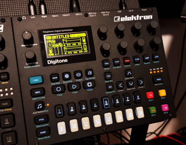 Elektron Digitone + extras - Garantía Sep 2025