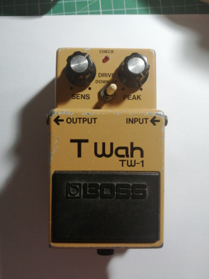BOSS TW-1 T Wah Japón 1983