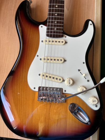 Stratocaster Squier by Fender 50' anniversary