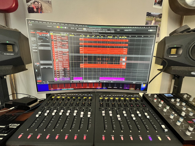 Controlador DAW Avid S1 (tengo 2)