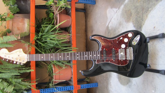 Fender American Vintage Stratocaster 70 modernizada