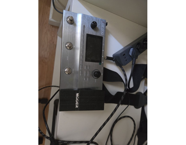 MOOER G200