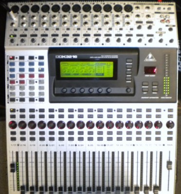 Cambio .Behringer ddx3216 + expansion Adat. 16 in -out