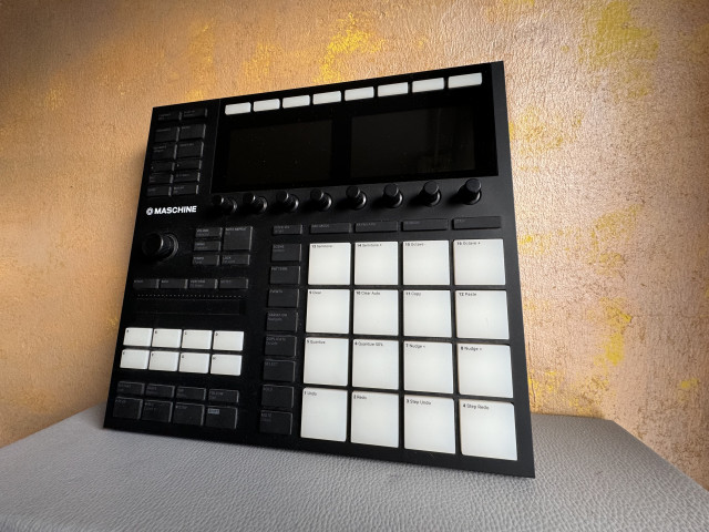 Native Instruments Maschine Mk3