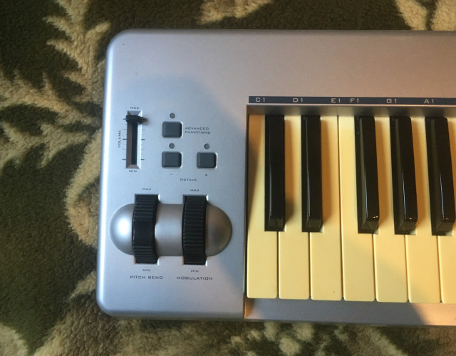 Teclado Midi M-Audio Keystation 61