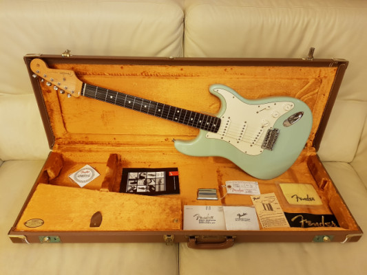Fender Stratocaster American Vintage 62 Sonic Blue (AVRI 62)
