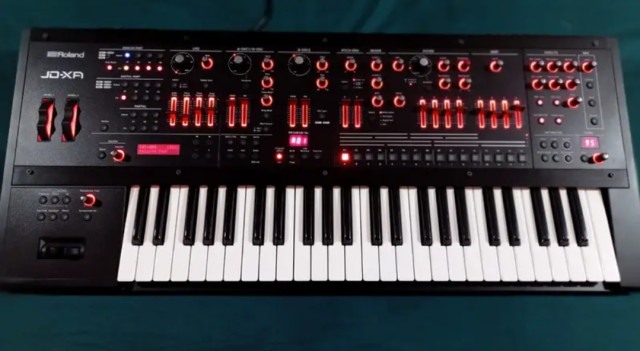 Roland JD XA