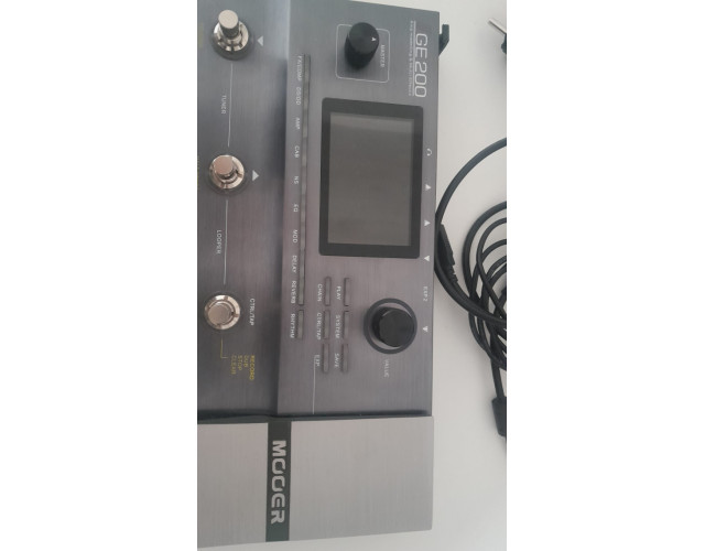 Mooer GE200