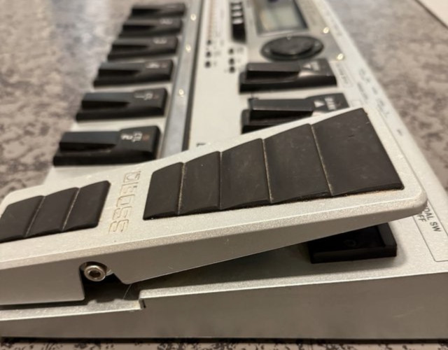Pedal efectos BOSS GT10