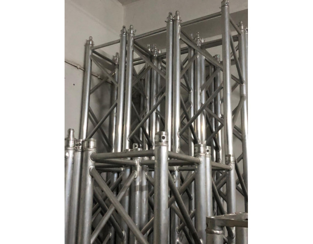 Truss » Trusses Cuadrados De GUIL Igual que Nuevos
