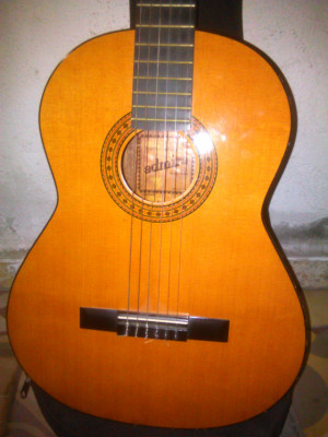 Guitarra Admira Paloma