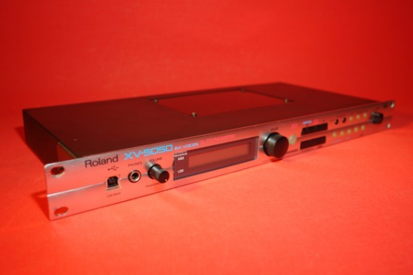 Roland XV 5050 ( Incluído el envío )